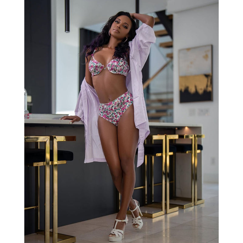 *PREORDER* - Brandi Rhodes BR2 Metallic 8x10 or 11x14 Poster - Signed (JSA)