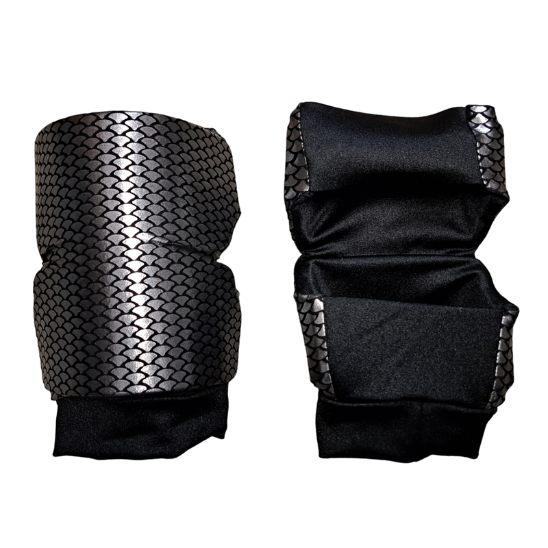 AMA Basic Metallic Silver Scales on Black Spandex Kneepads