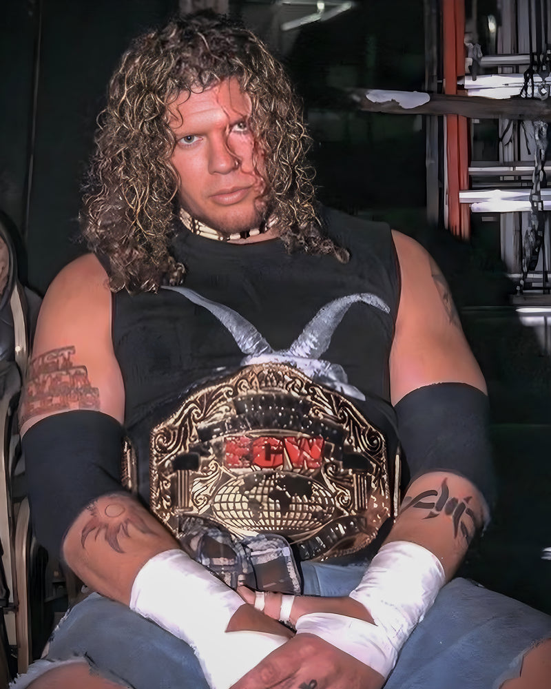 *PREORDER* - Raven R9 8x10 or 11x14 Poster - Signed (JSA)