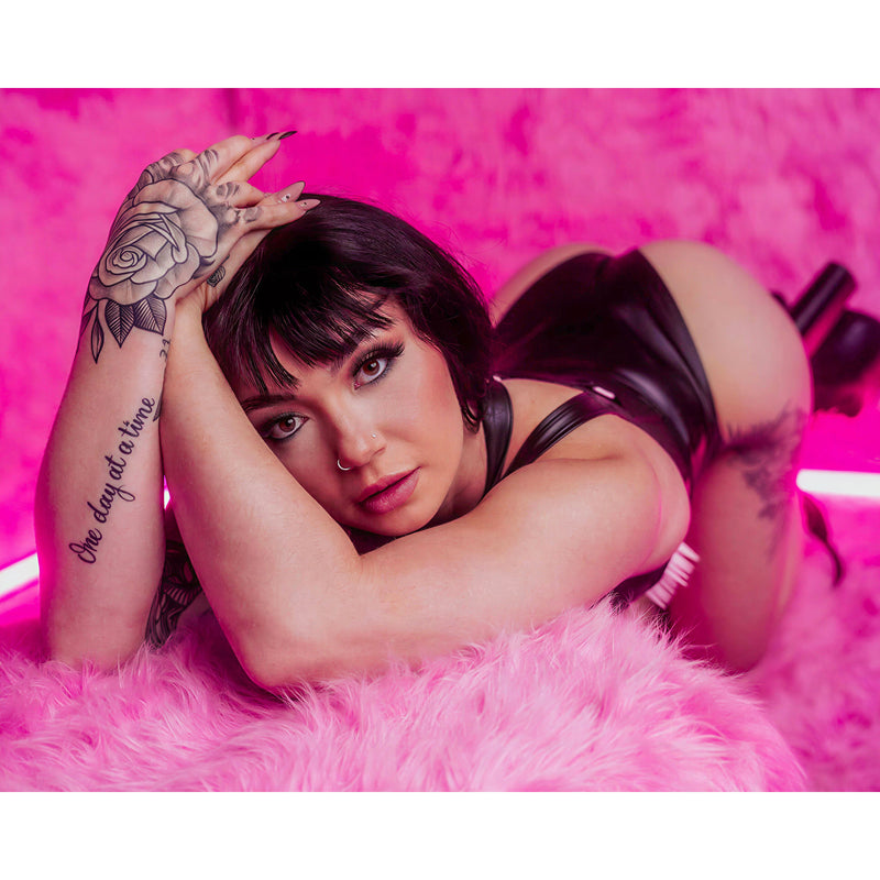 *PREORDER* - Skye Blue SB7 8x10 or 11x14 or 24x36 Poster - Signed (JSA) *Choose Finish*