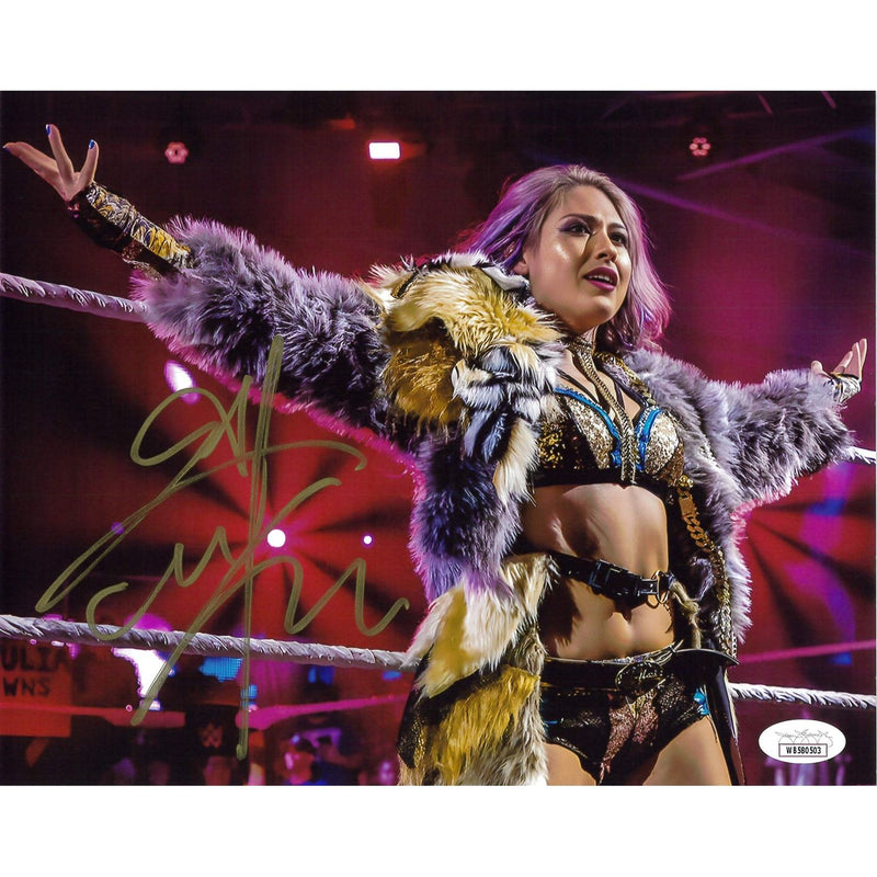 Guilia Open Arms 8x10 - JSA Autographed