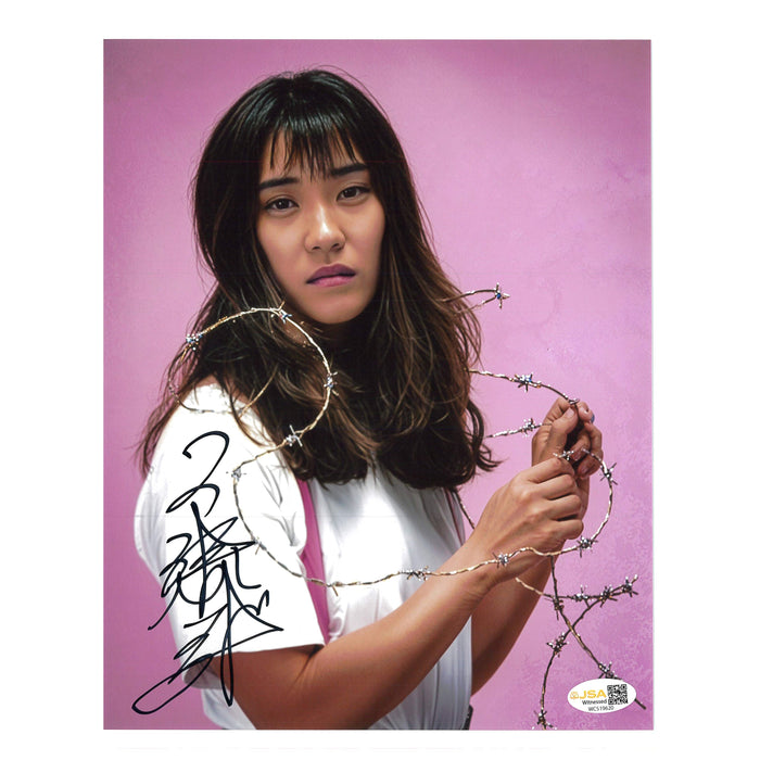 Megumi Kudo Pink BG 8x10 - JSA Autograph