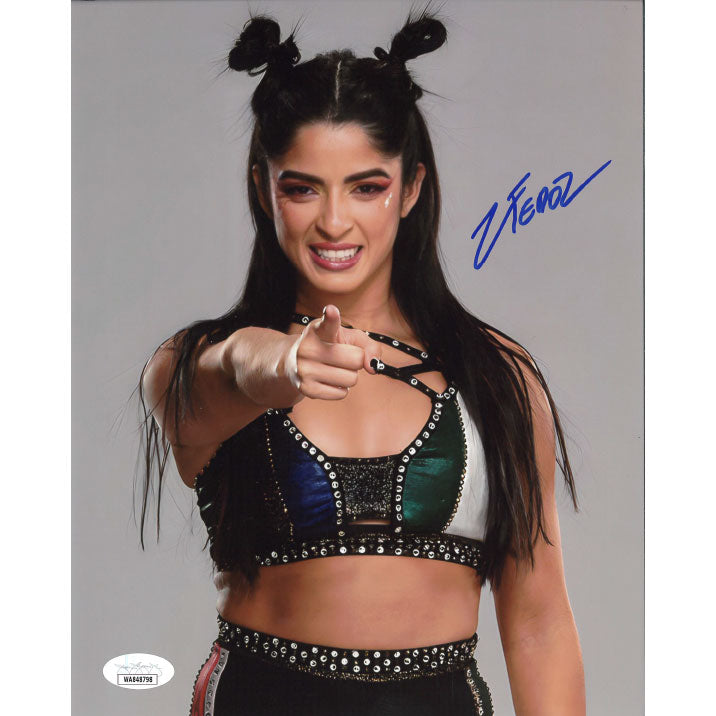 Valentina Feroz Pointing 8 x 10 Promo - JSA AUTOGRAPHED