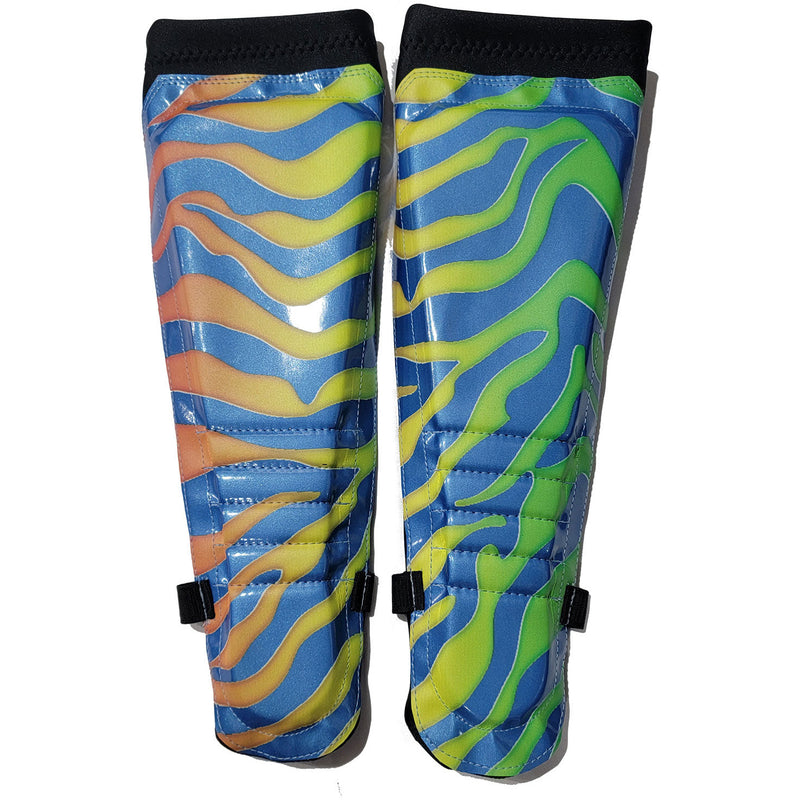 Wavy Pattern on Black Kickpads